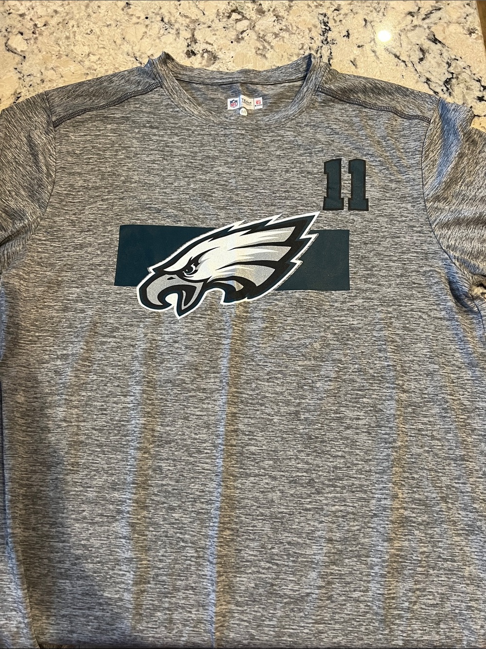 Philadelphia Eagles tshirt